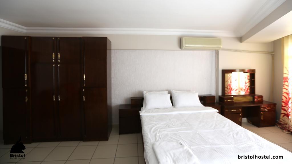 Bristol Hostel Istanbul Ngoại thất bức ảnh