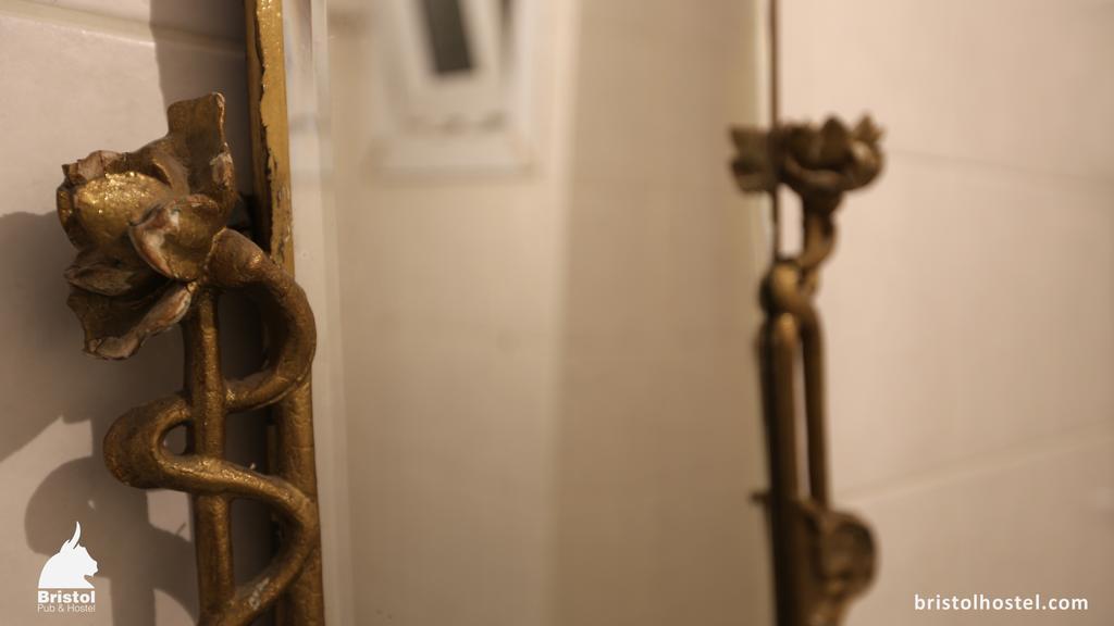 Bristol Hostel Istanbul Ngoại thất bức ảnh